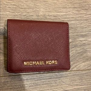 Michael Kors Burgundy mini wallet LIKE NEW